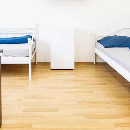 Salamoun Hostel *